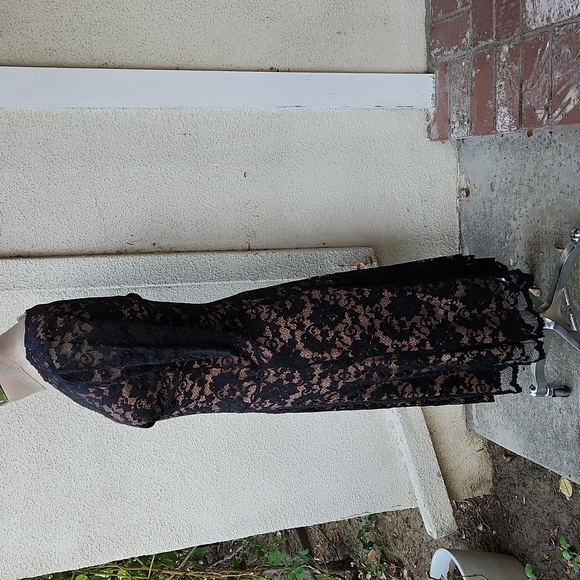 NWT CAbi Black Lace Dress - Size Small - Picture 5 of 16